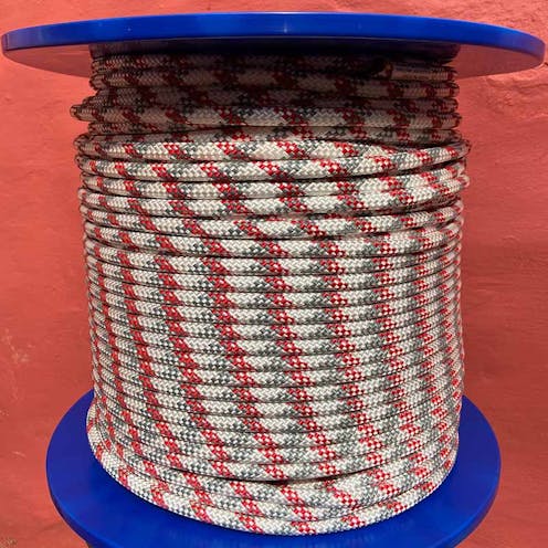 A stupendous reel off DMM worksafe plus, perfect for rigging and abbing.