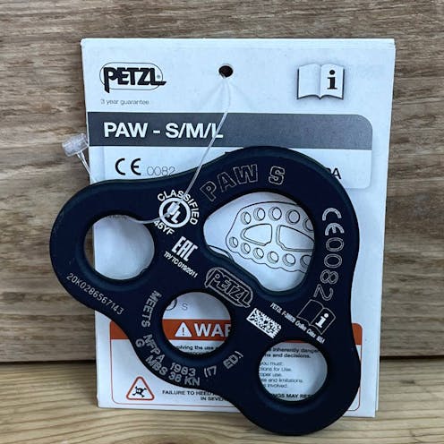 Petzl Paw Small Rigging Plate Black