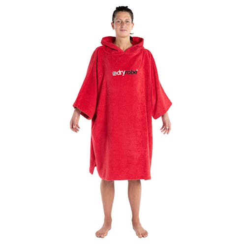 Towelling robe in red from Dryrobe