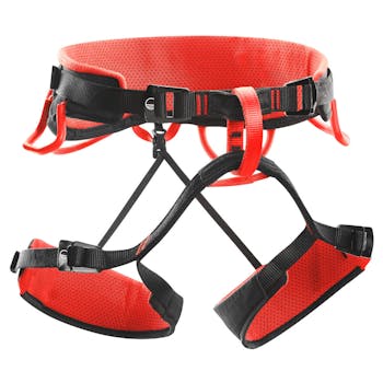 The wild country syncro harness in black and red.